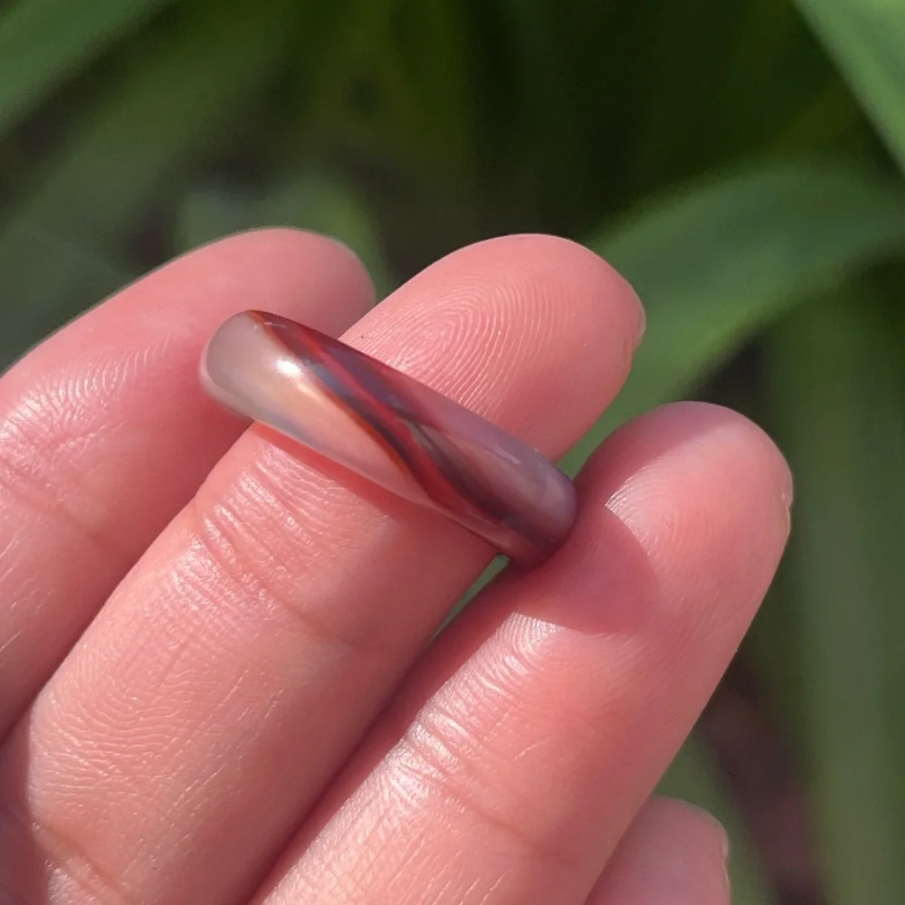 Size 6.5 burgundy color banded agate‎ band ring